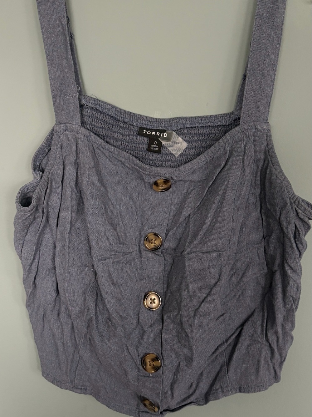 torrid Textured Button-Front Cropped Tank in Dusty Lavender-Blue